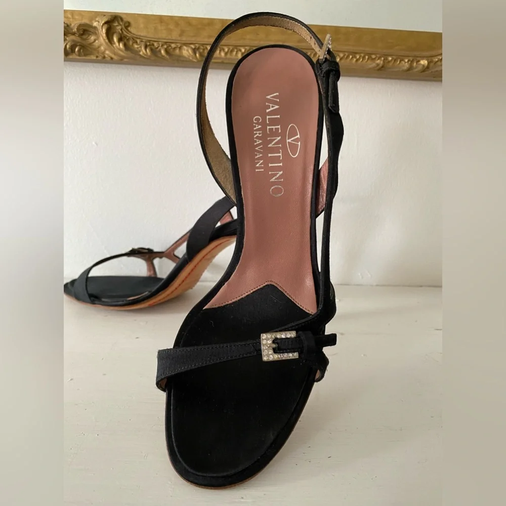 Valentino Sandals - Picture 3 of 9